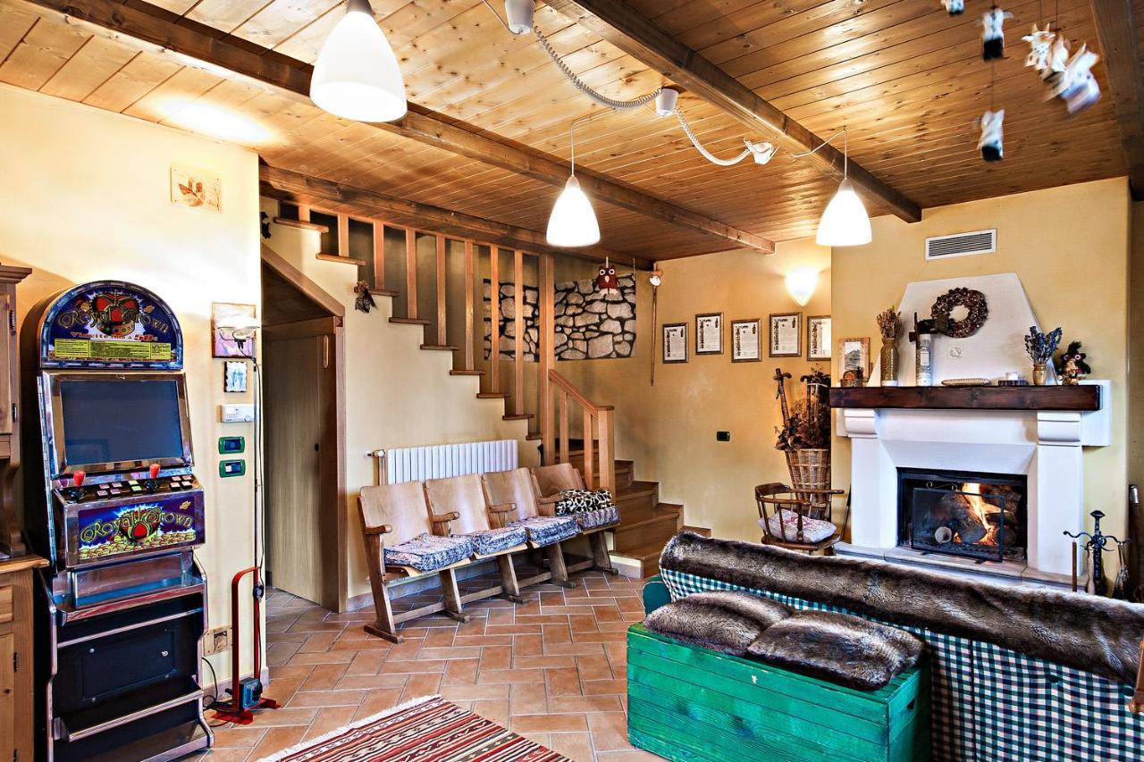Chalet Mirastelle Pretoro Esterno foto